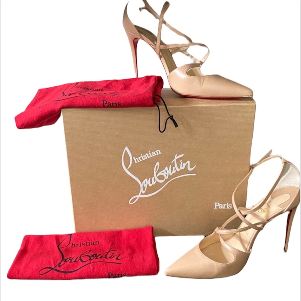 CHRISTIAN LOUBOUTIN CROSS FLIKETA 39